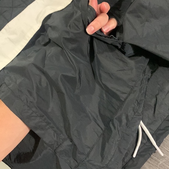 NWT unisex Champion Water Resistant Windbreaker XS Mens Ladies Woman - Picture 4 of 11